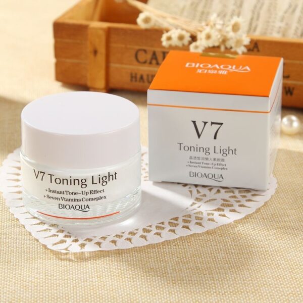 BIOAQUA V7 Toning Light Cream