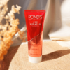 Ponds Age Miracle Youthful Glow Facial Treatment Cleanser